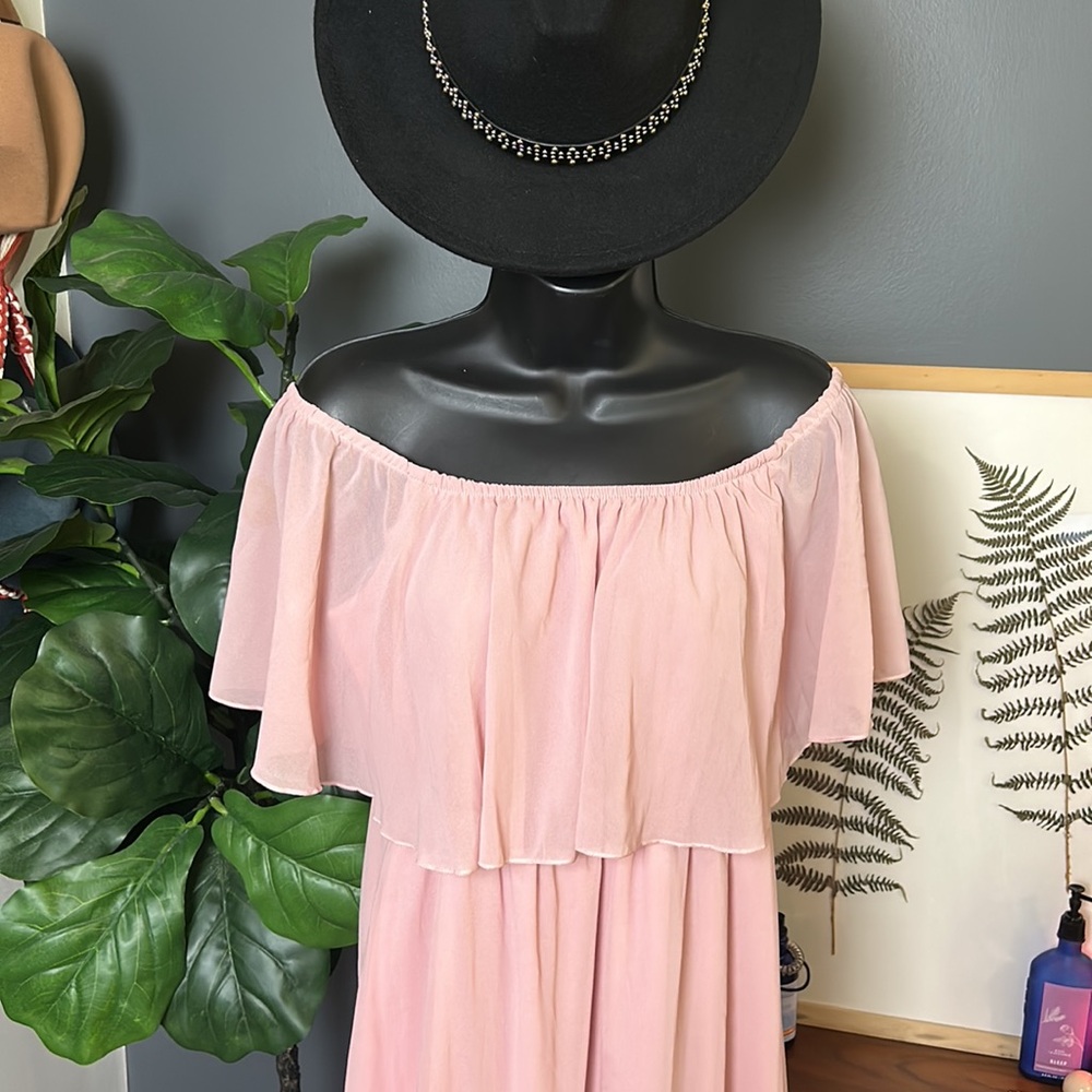 Vivinew Blush Pink On or Off Shoulder Maxi Dress - Picture 2 of 5